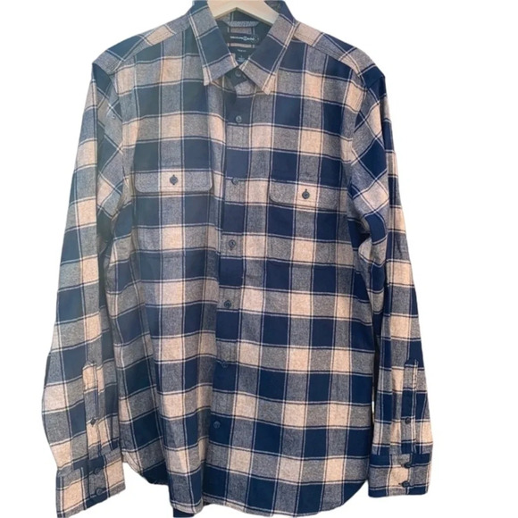 Treasure Bond men’s size large flannel - Picture 1 of 4